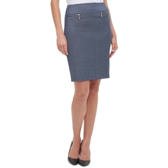 Tommy Hilfiger Dresses & Skirts - 𝅺tommy Hilfiger Short Chambray heather gray Pencil Skirt